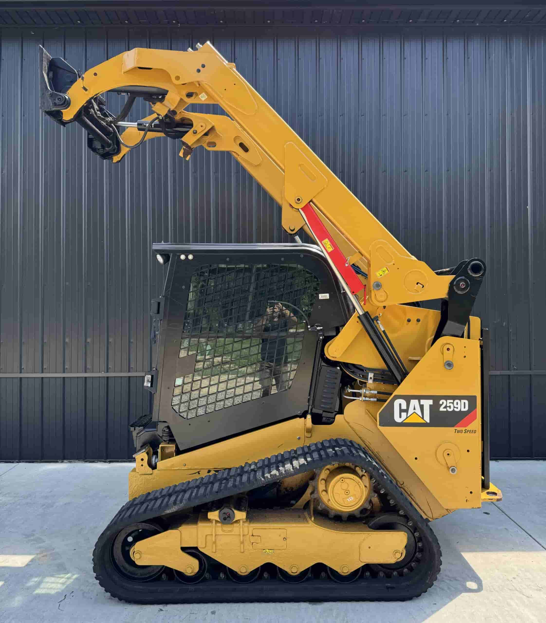 2019 CAT 259D
